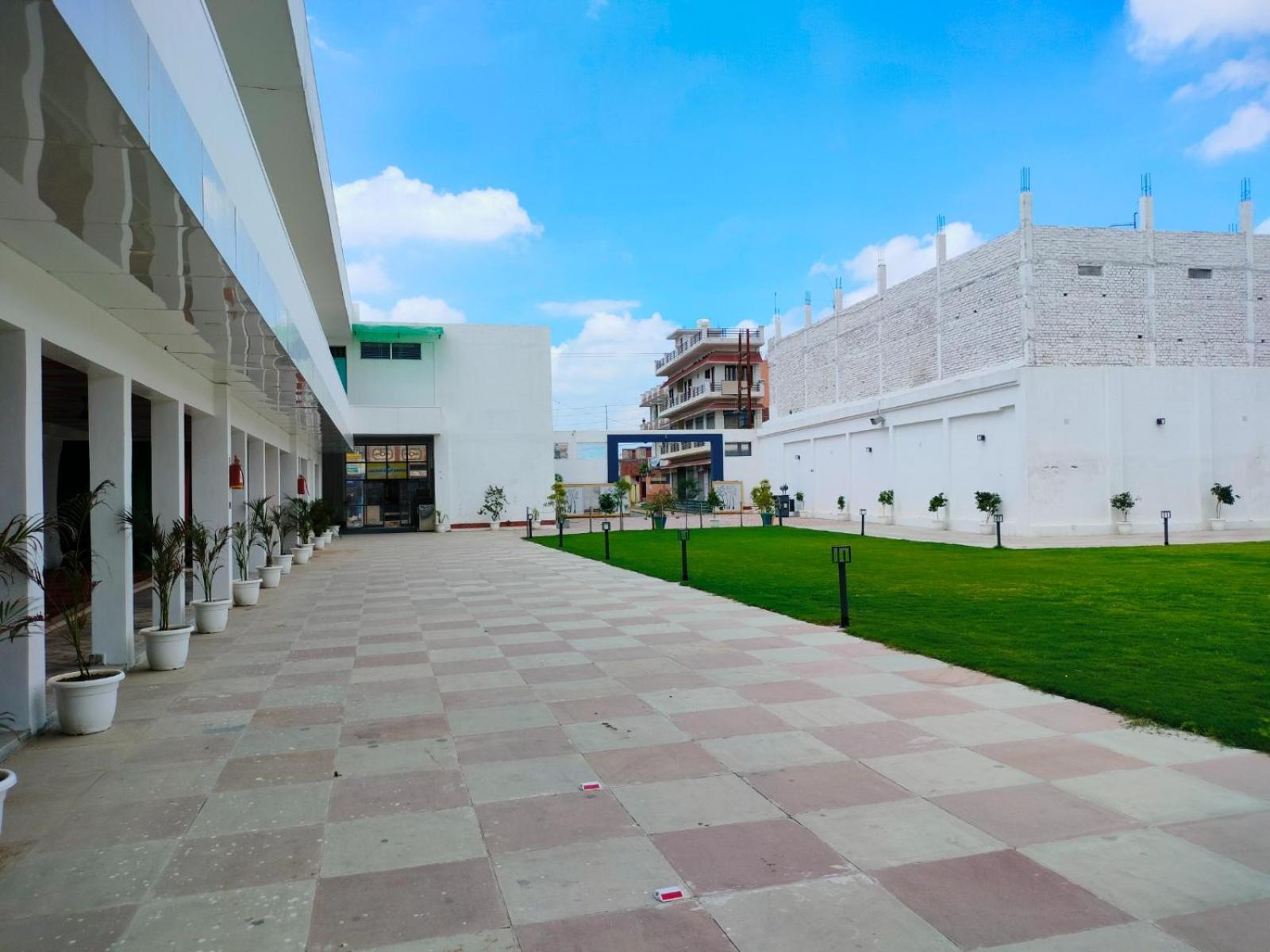 Hotel Buddha Park, Paharia, فاراناسي المظهر الخارجي الصورة
