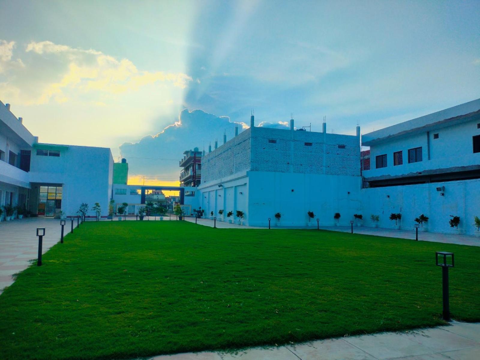 Hotel Buddha Park, Paharia, فاراناسي المظهر الخارجي الصورة