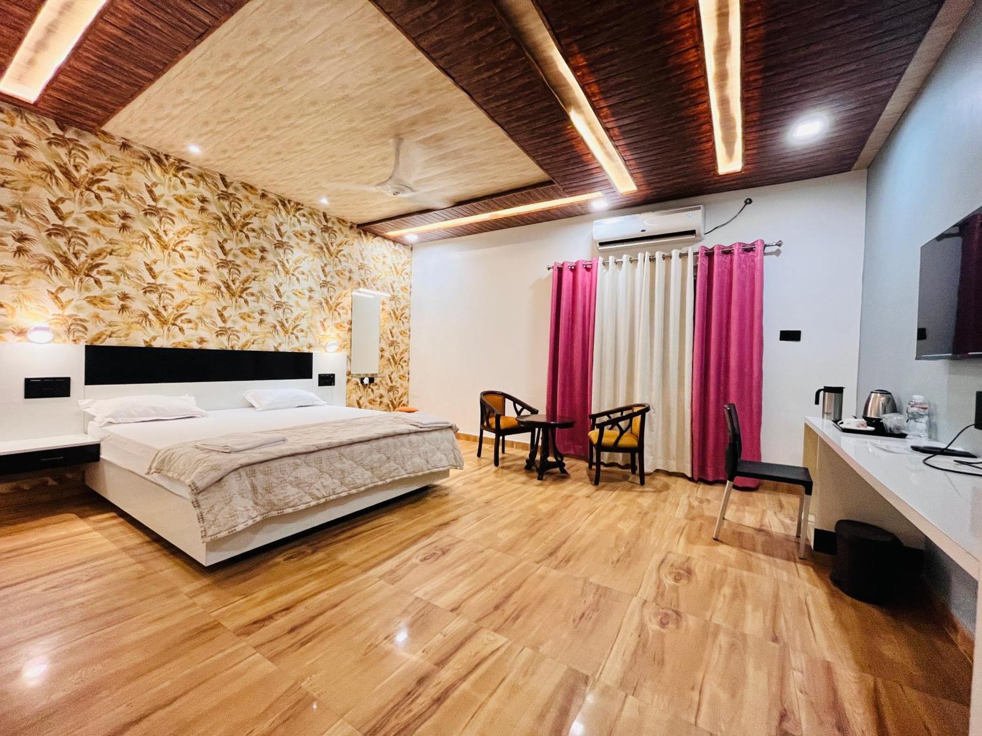 Hotel Buddha Park, Paharia, فاراناسي المظهر الخارجي الصورة