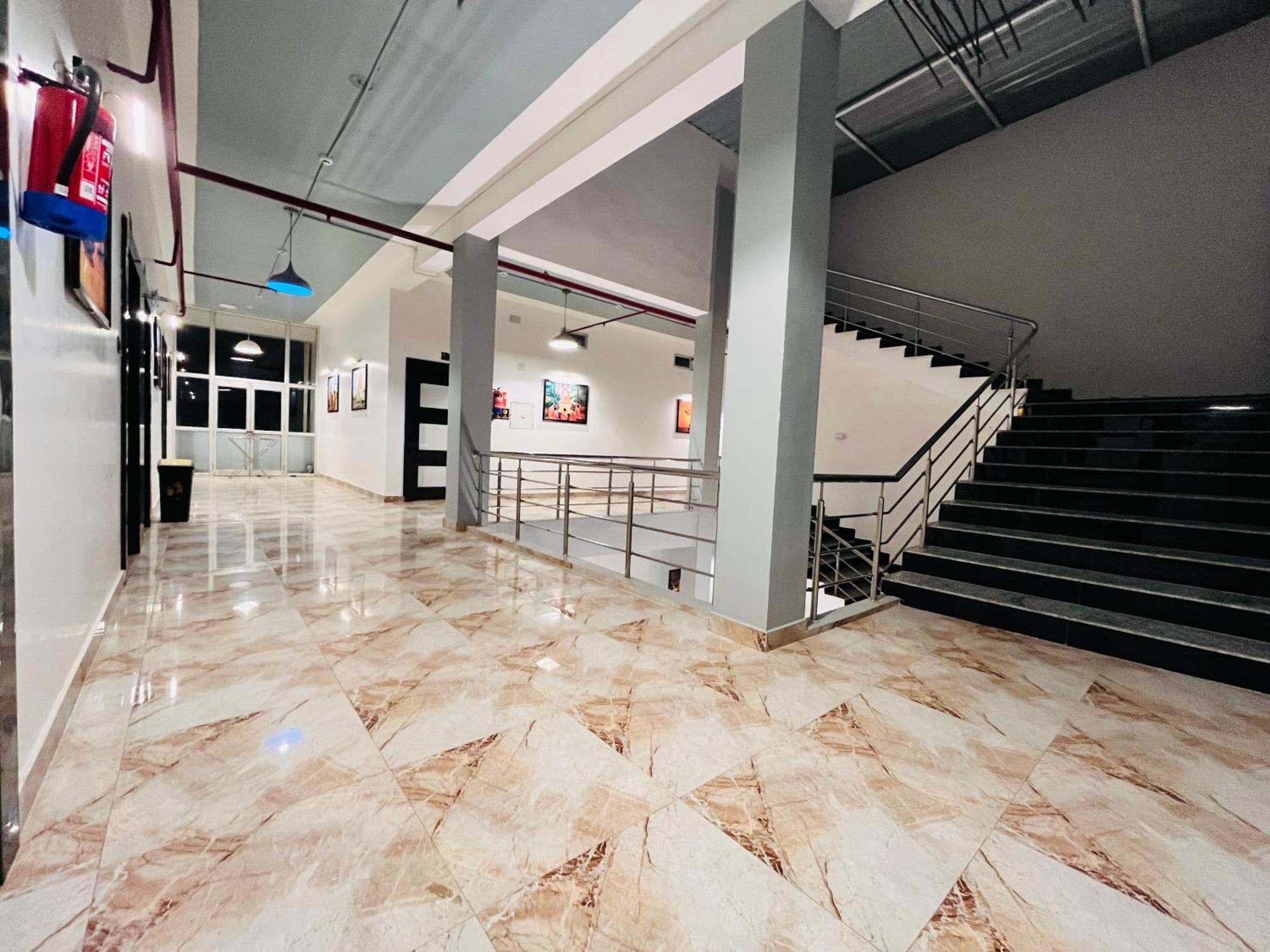 Hotel Buddha Park, Paharia, فاراناسي المظهر الخارجي الصورة